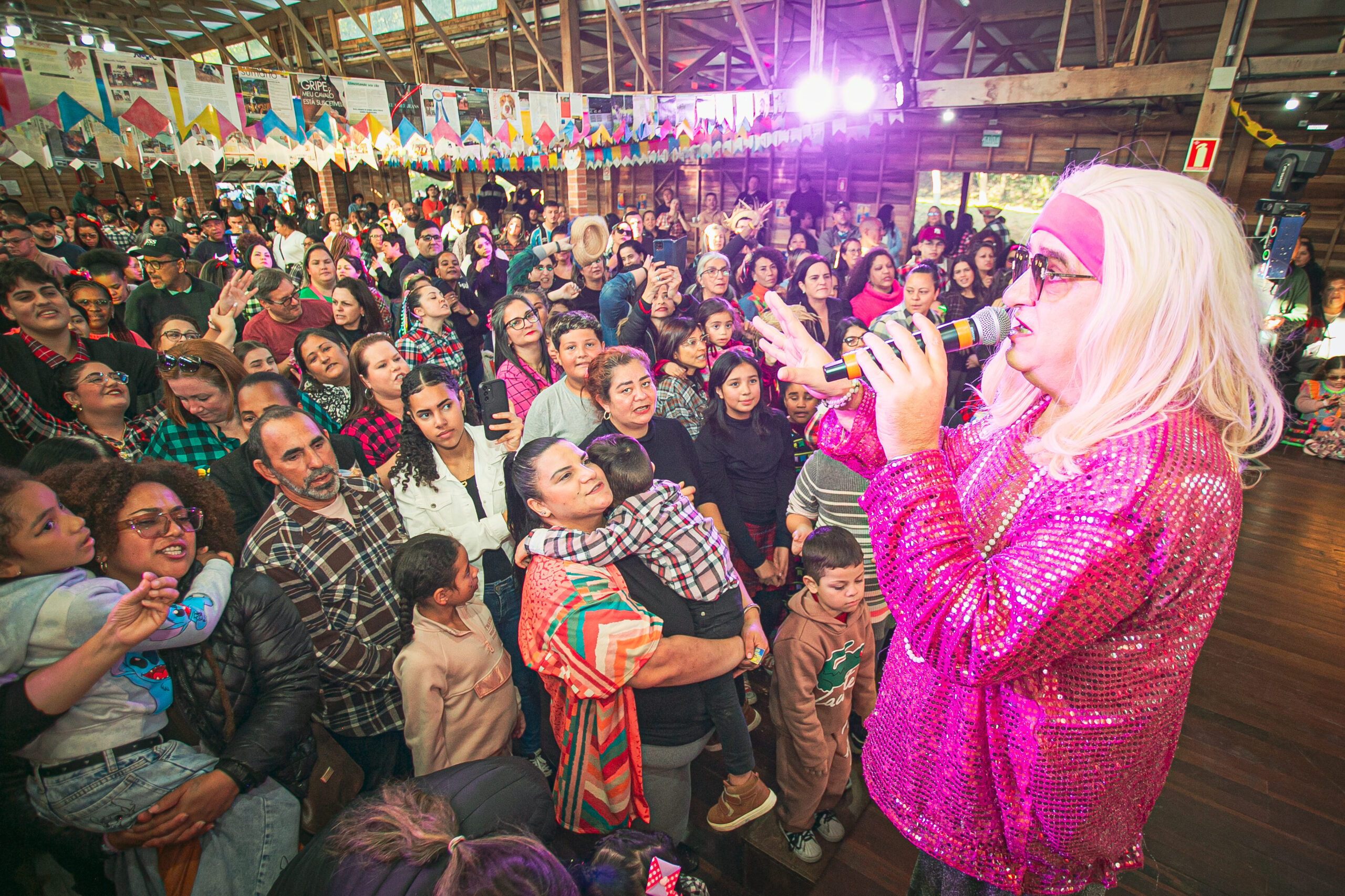 Imagem da notícia: Festa Julina reúne associados na Sede Campestre